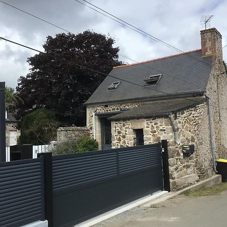 Maison En Pierre A La Campagne Proche De La Mer Plourhan Bagian luar foto